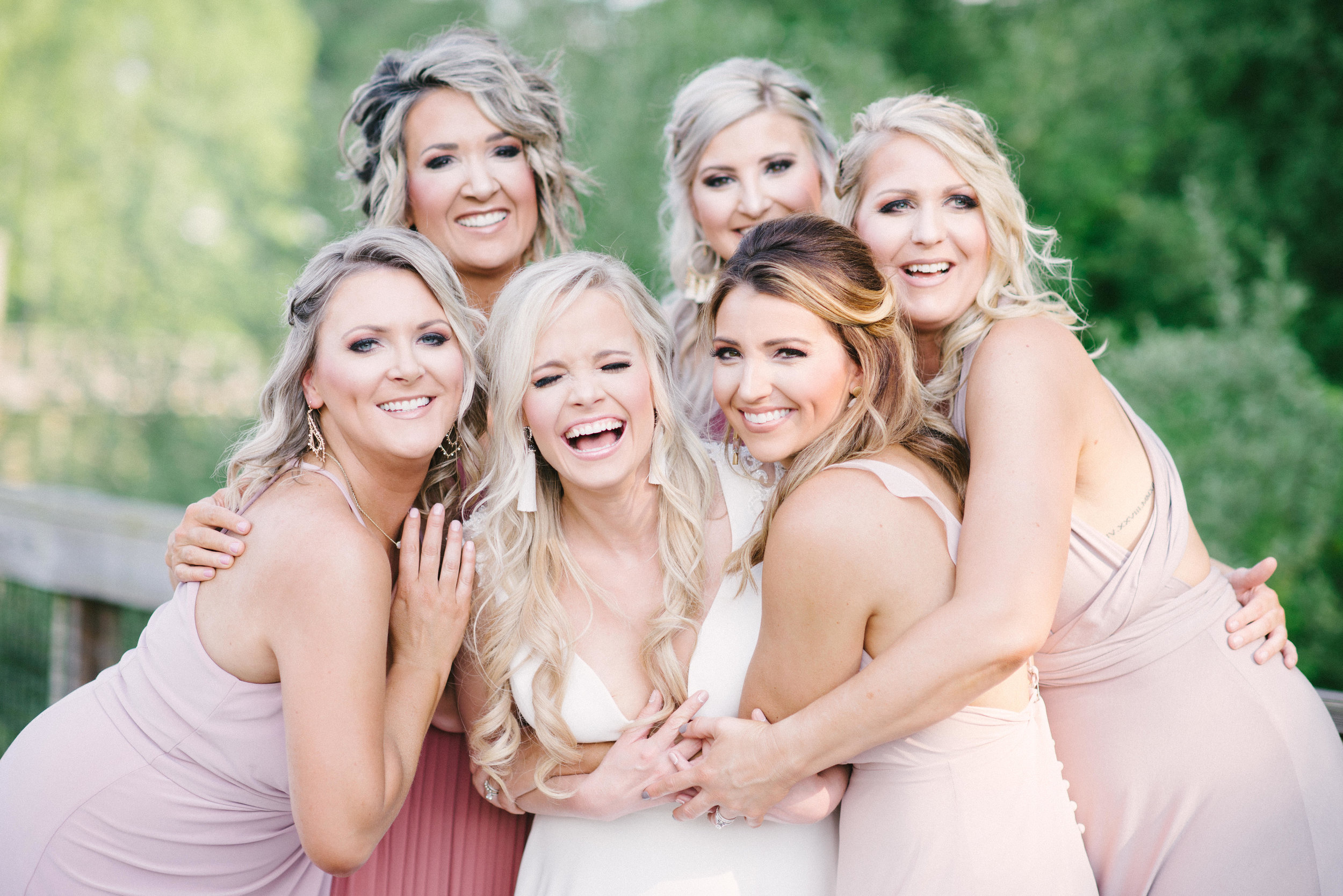 kentucky-wedding-photographer-bridesmaids