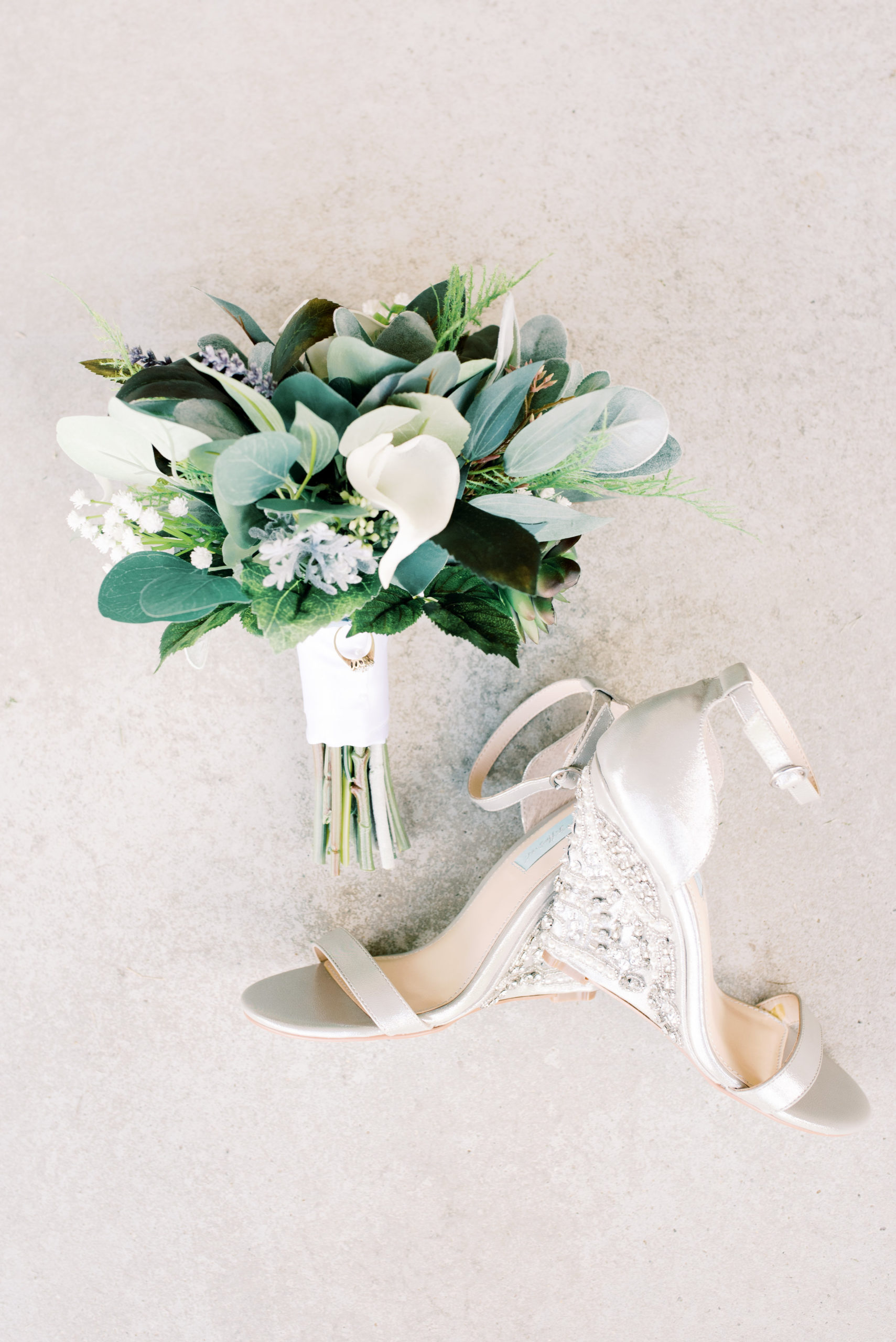 lexington-wedding-photographer-bouquet