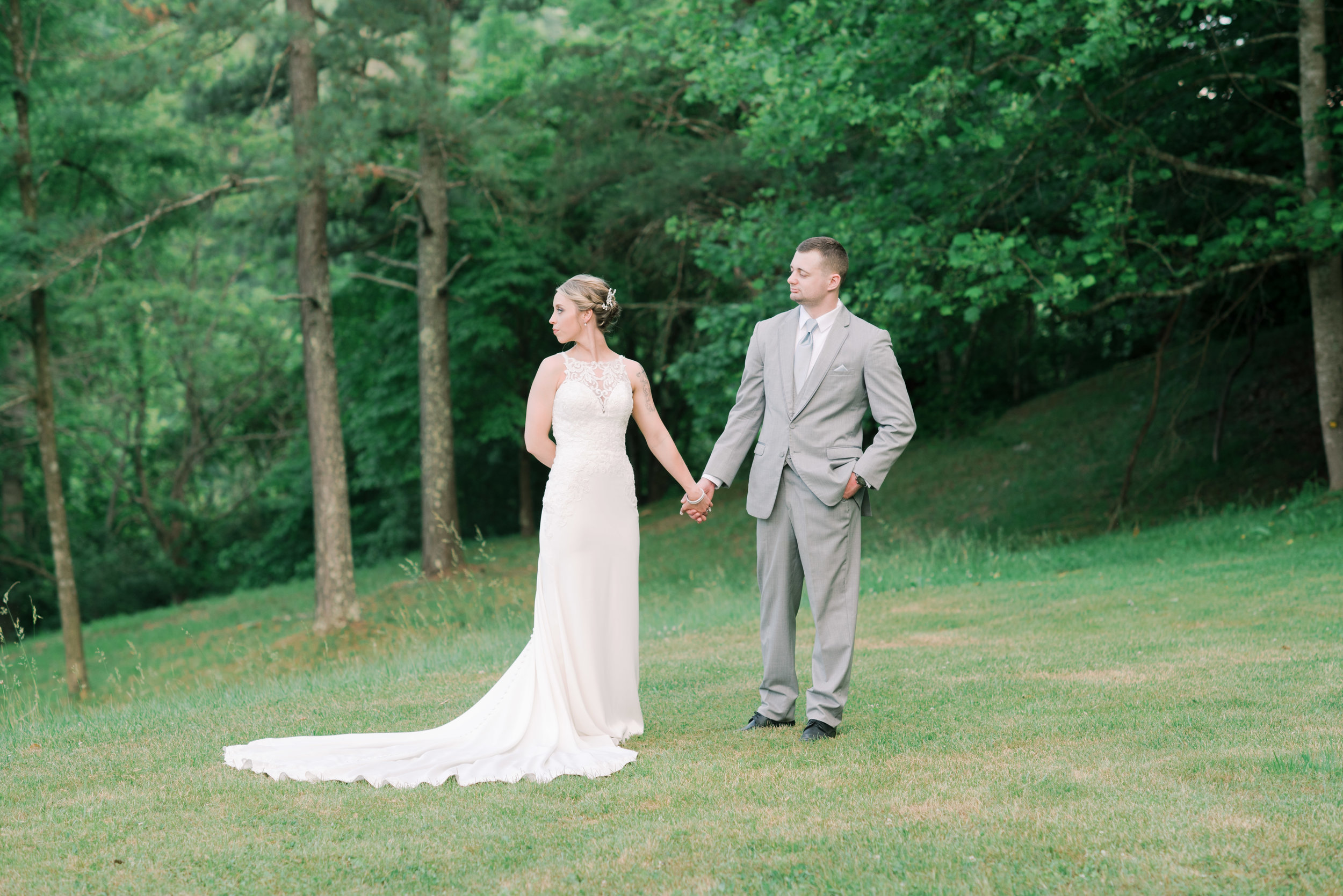 lexington-wedding-photographer-light-and-airy